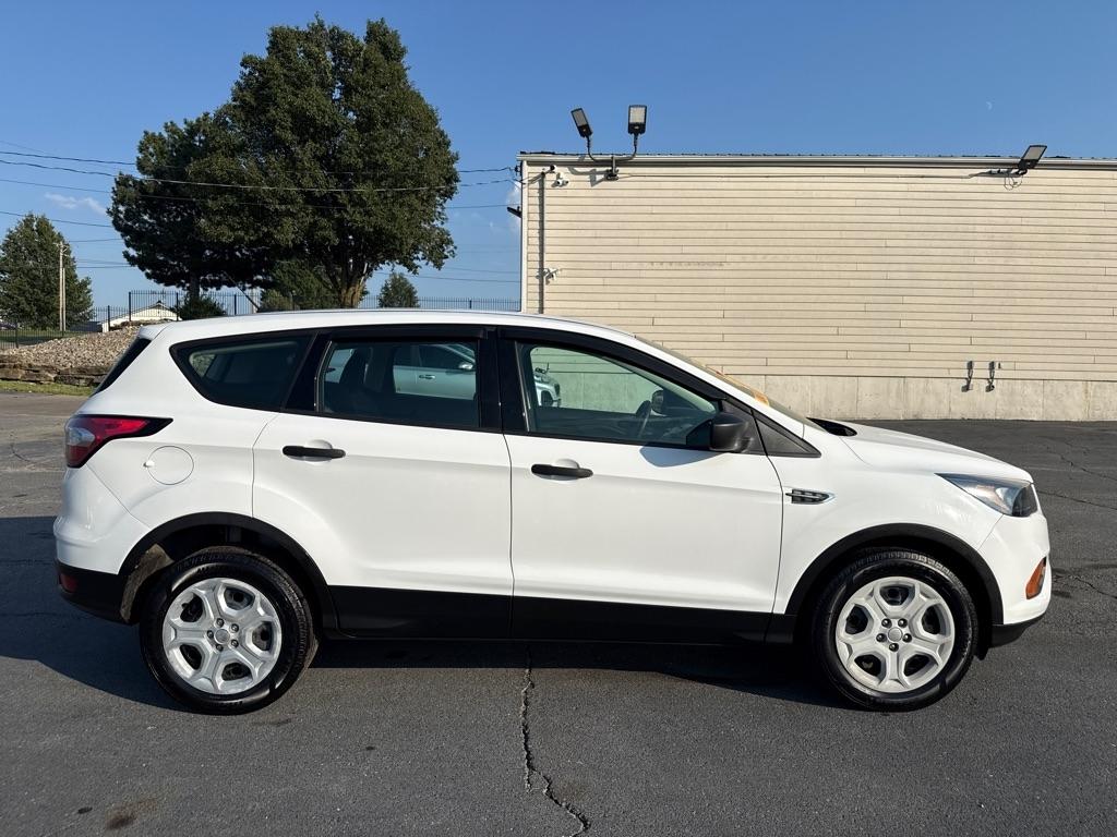 Ford Escape S FWD 2018