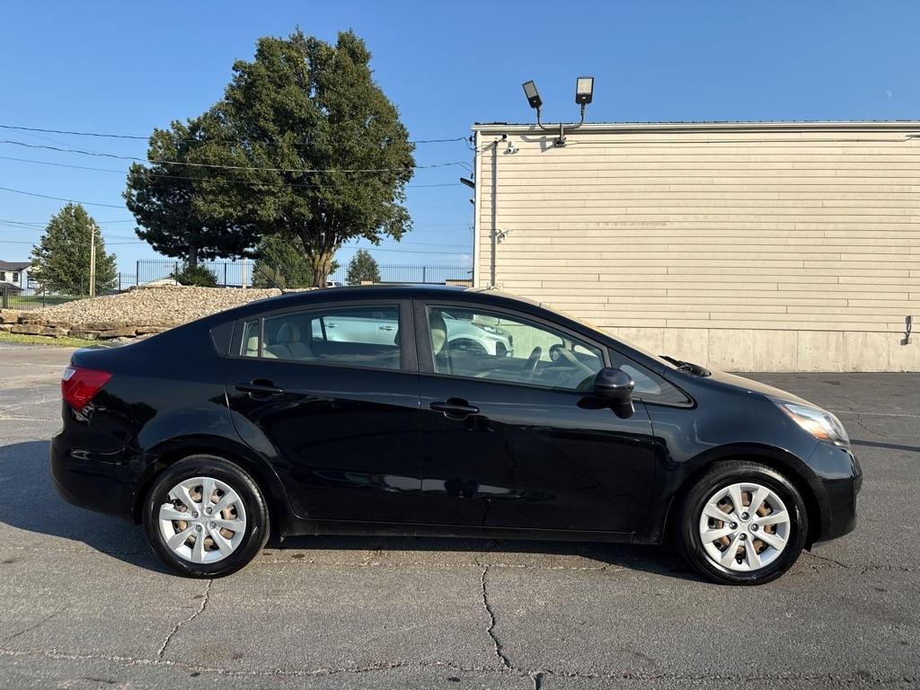 Kia Rio LX 2012