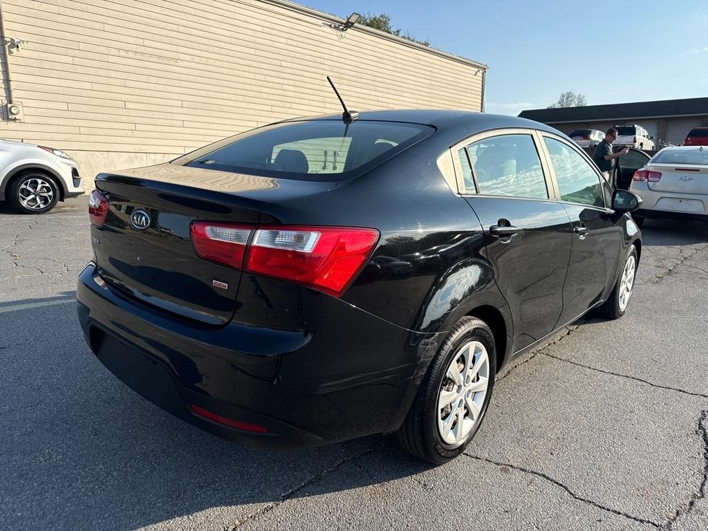 Kia Rio LX 2012