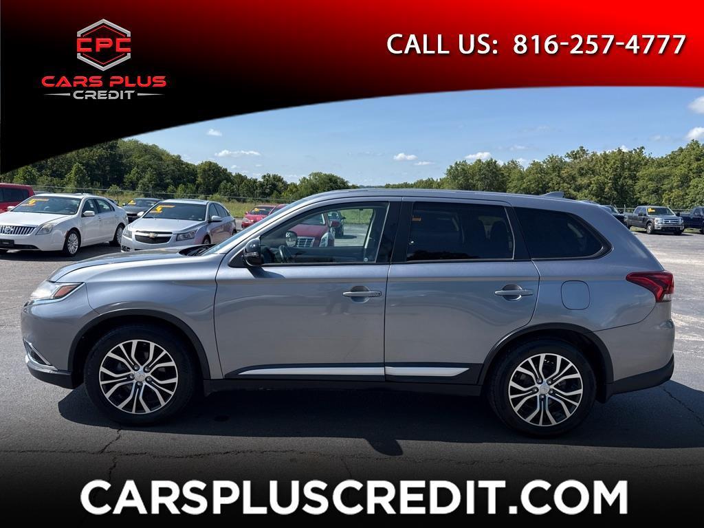 Mitsubishi Outlander SE 2WD 2017