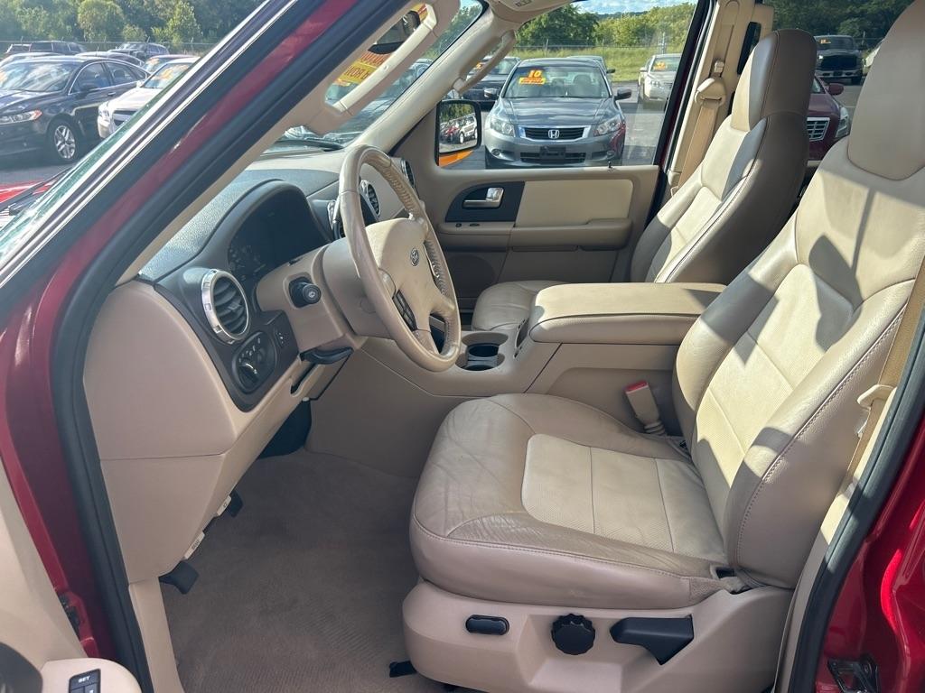 Ford Expedition Eddie Bauer 5.4L 2WD 2004