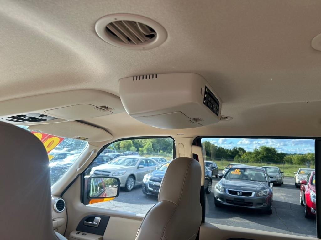 Ford Expedition Eddie Bauer 5.4L 2WD 2004