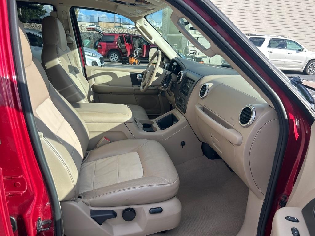 Ford Expedition Eddie Bauer 5.4L 2WD 2004