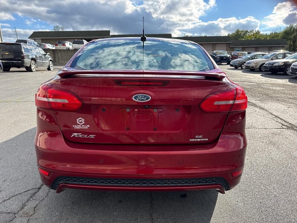 Ford Focus SE Sedan 2016