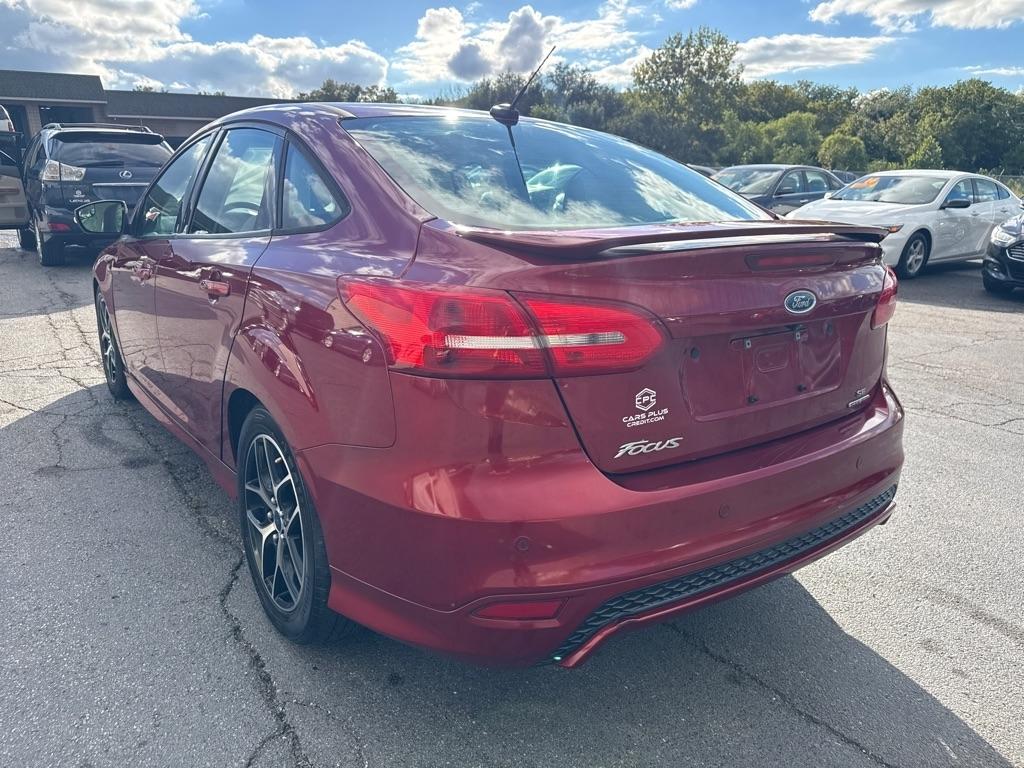 Ford Focus SE Sedan 2016