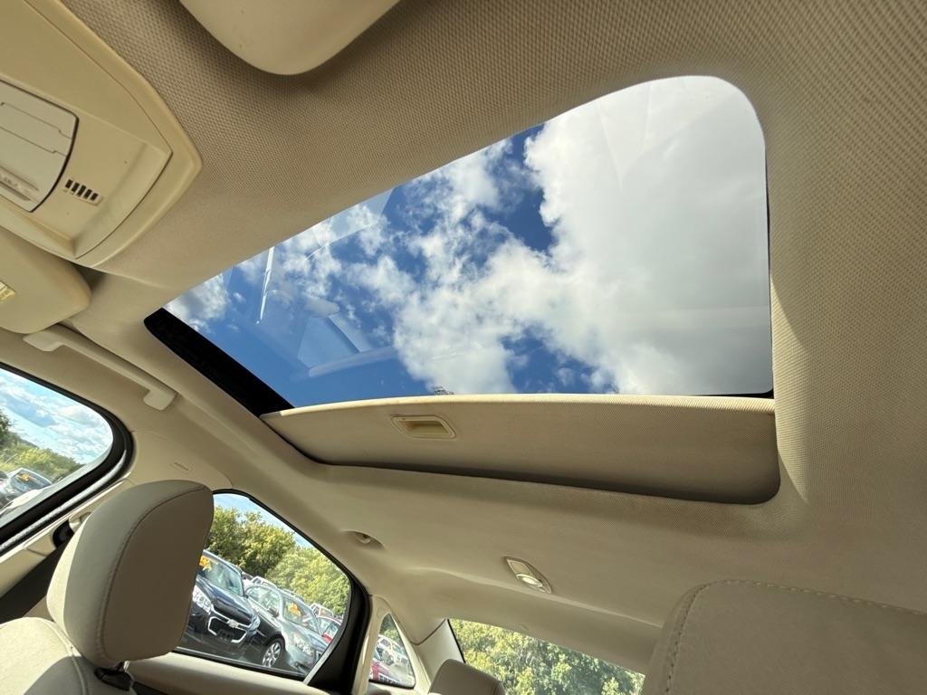 Ford Focus SE Sedan 2016