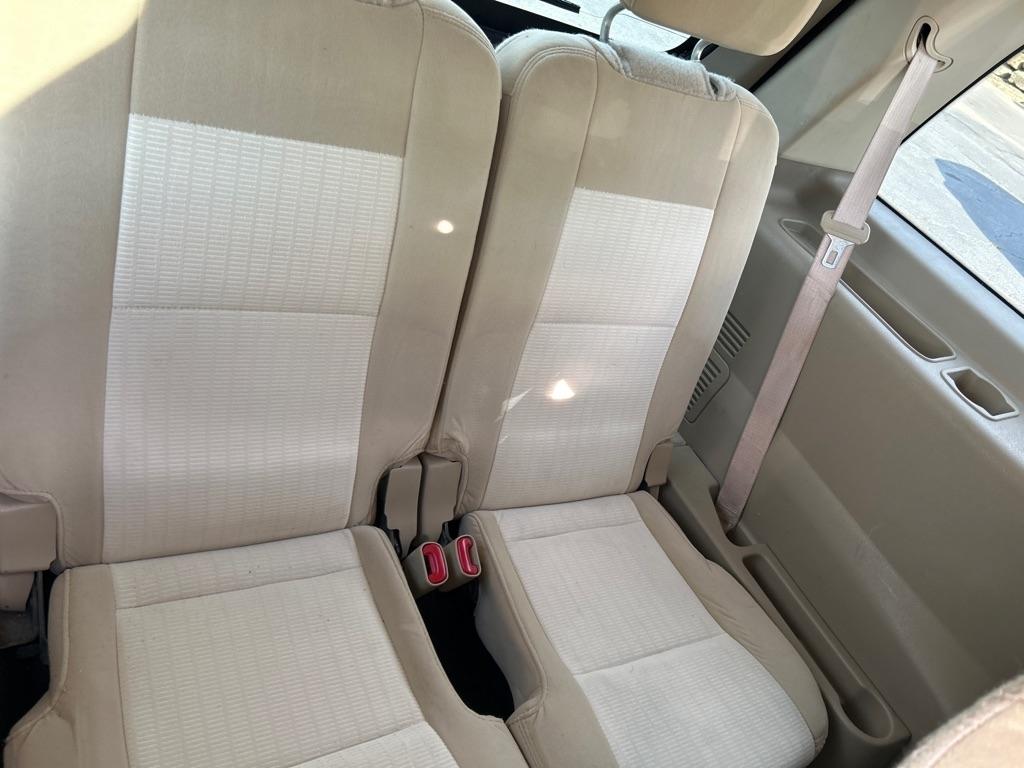 Ford Explorer XLT 4.0L 4WD 2010