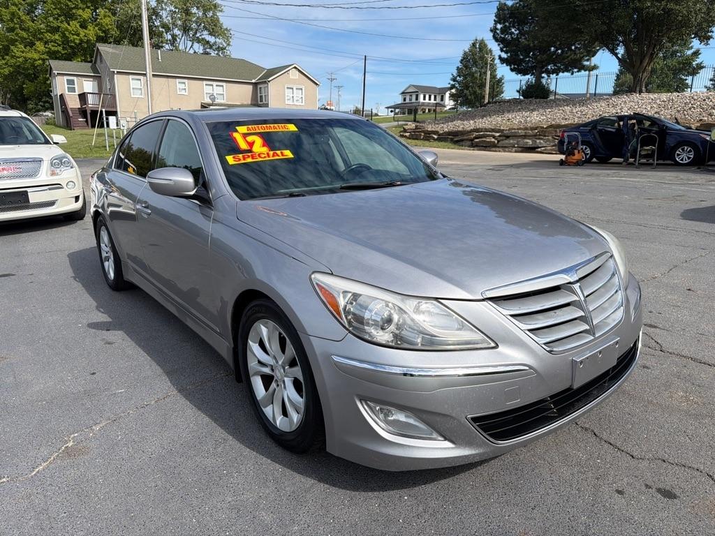 Hyundai Genesis 3.8L 2012