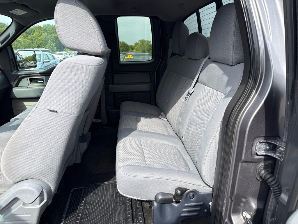 Ford F-150 XLT SuperCab 8-ft. Bed 4WD 2011