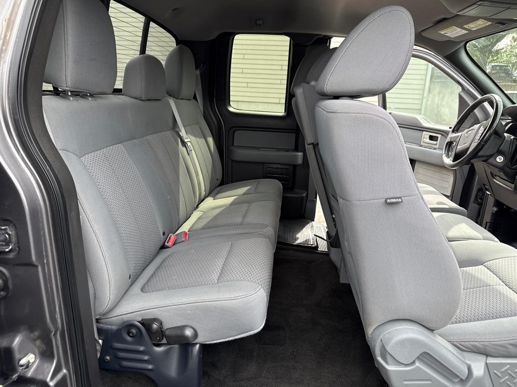 Ford F-150 XLT SuperCab 8-ft. Bed 4WD 2011