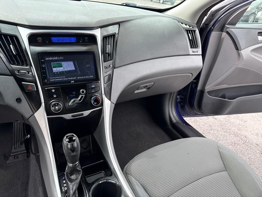 Hyundai Sonata GLS 2013