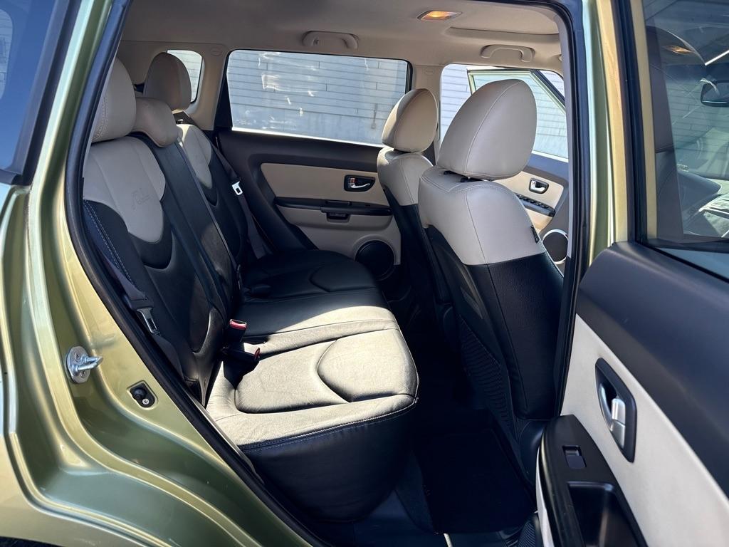 Kia Soul + 2012