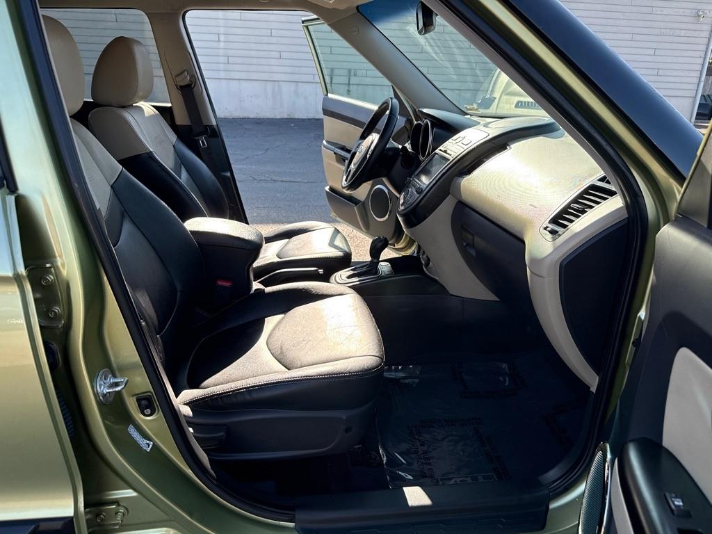 Kia Soul + 2012