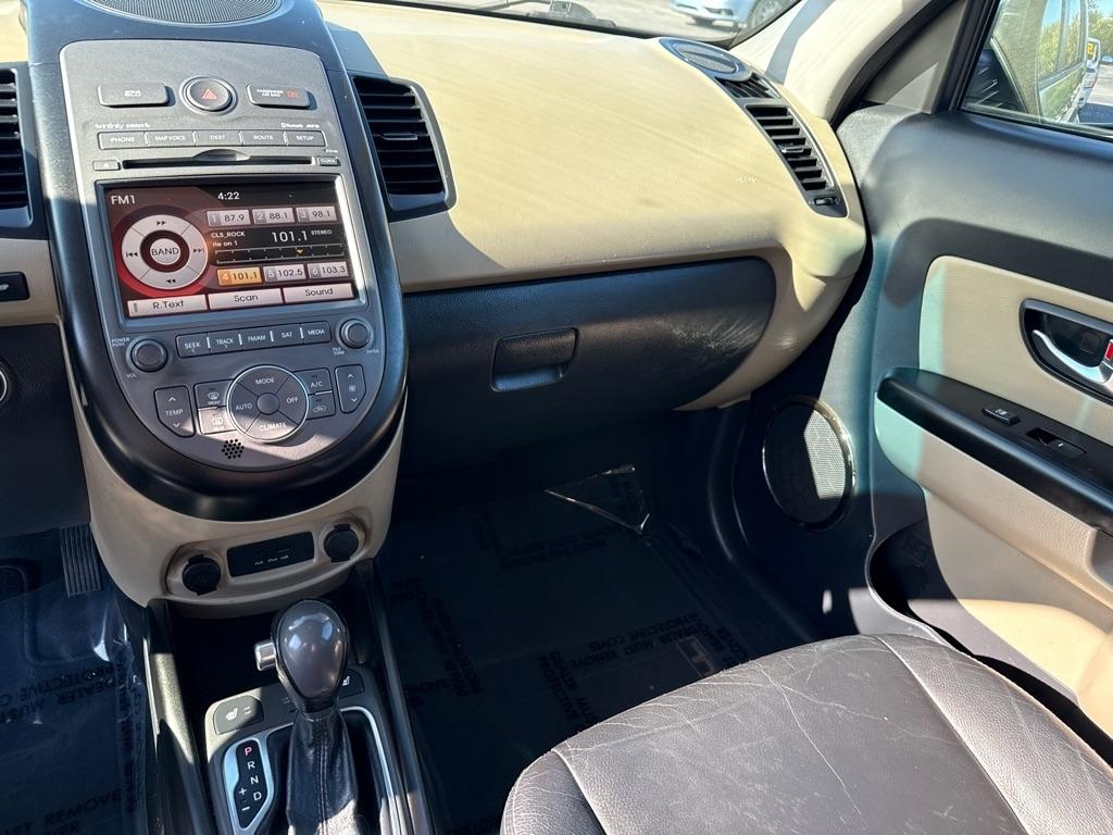 Kia Soul + 2012