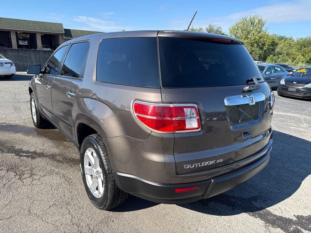 Saturn Outlook XE FWD 2007