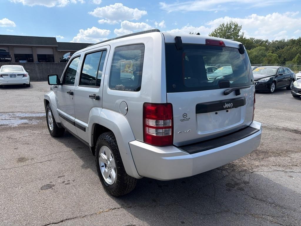 Jeep Liberty Sport 4WD 2012