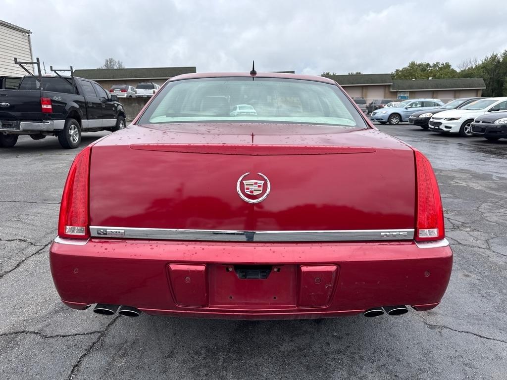 Cadillac DTS Luxury II 2008