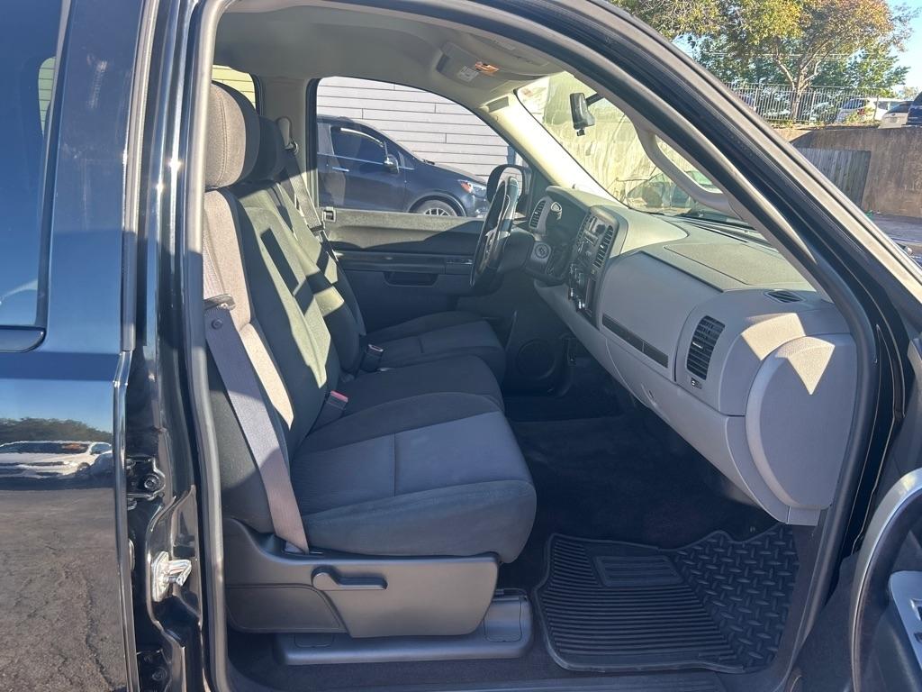 Chevrolet Silverado 1500 LS Crew Cab Short Box 2WD 2011