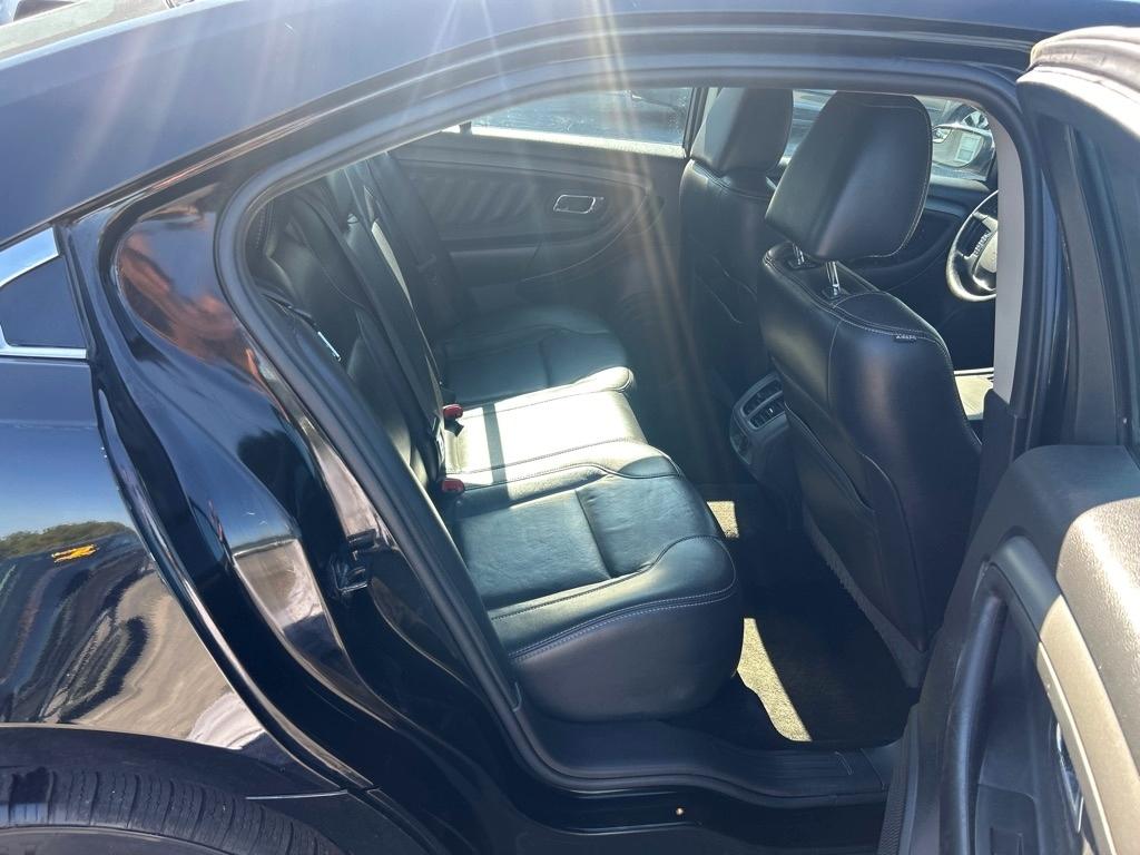 Ford Taurus SEL FWD 2012