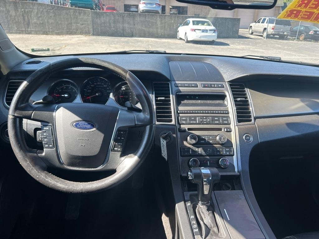 Ford Taurus SEL FWD 2012