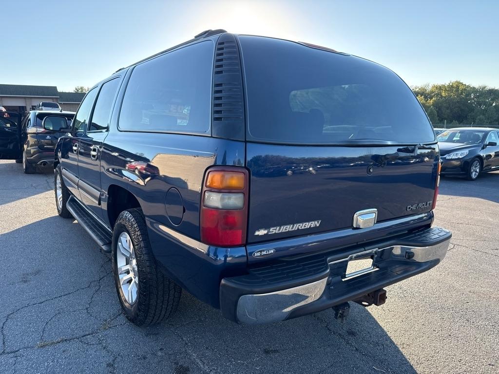 Chevrolet Suburban 1500 2WD 2003
