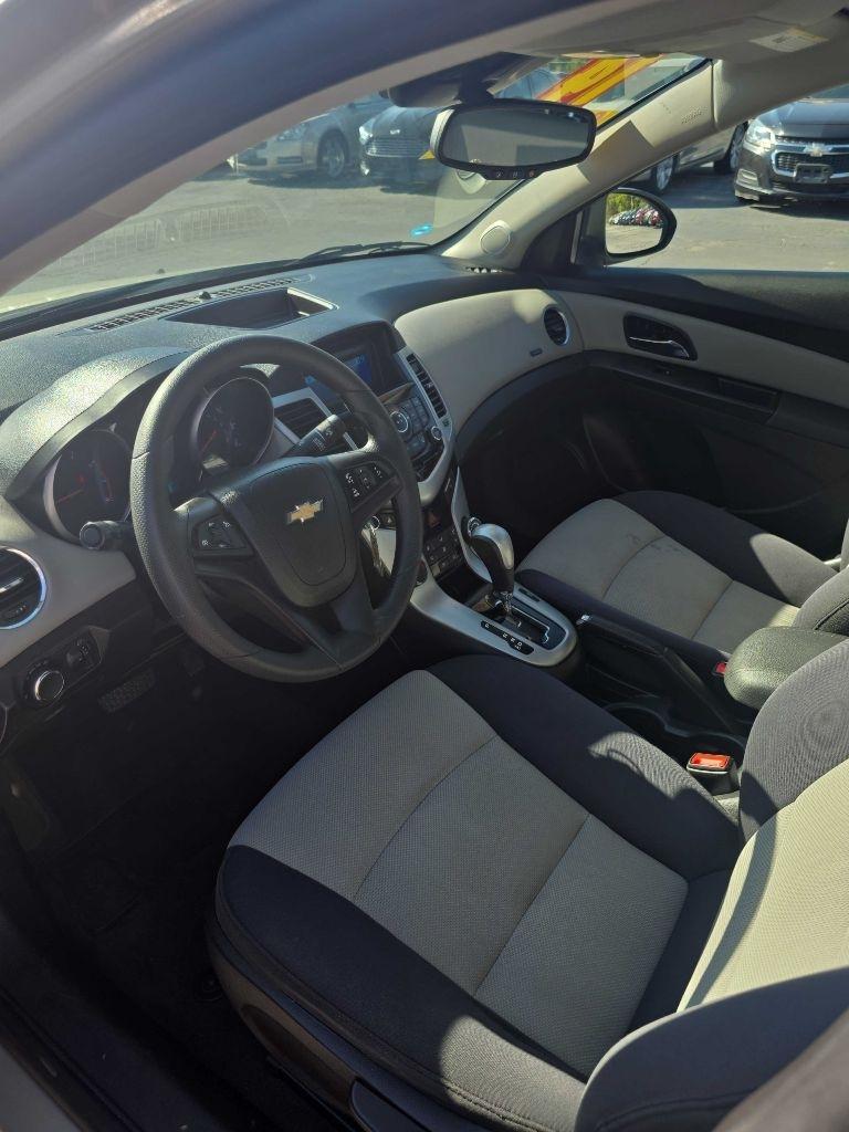 Chevrolet Cruze LS Auto 2014