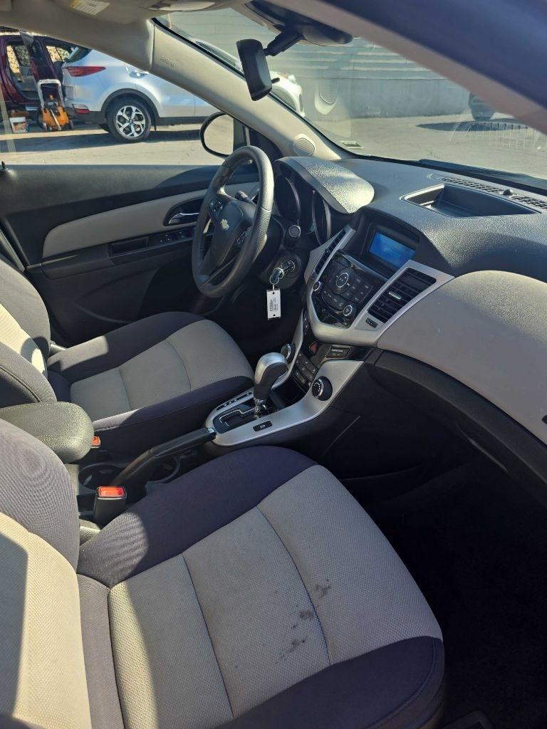 Chevrolet Cruze LS Auto 2014