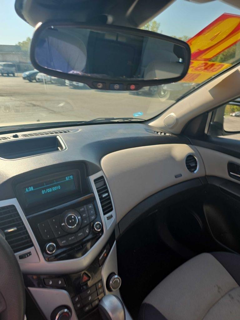 Chevrolet Cruze LS Auto 2014