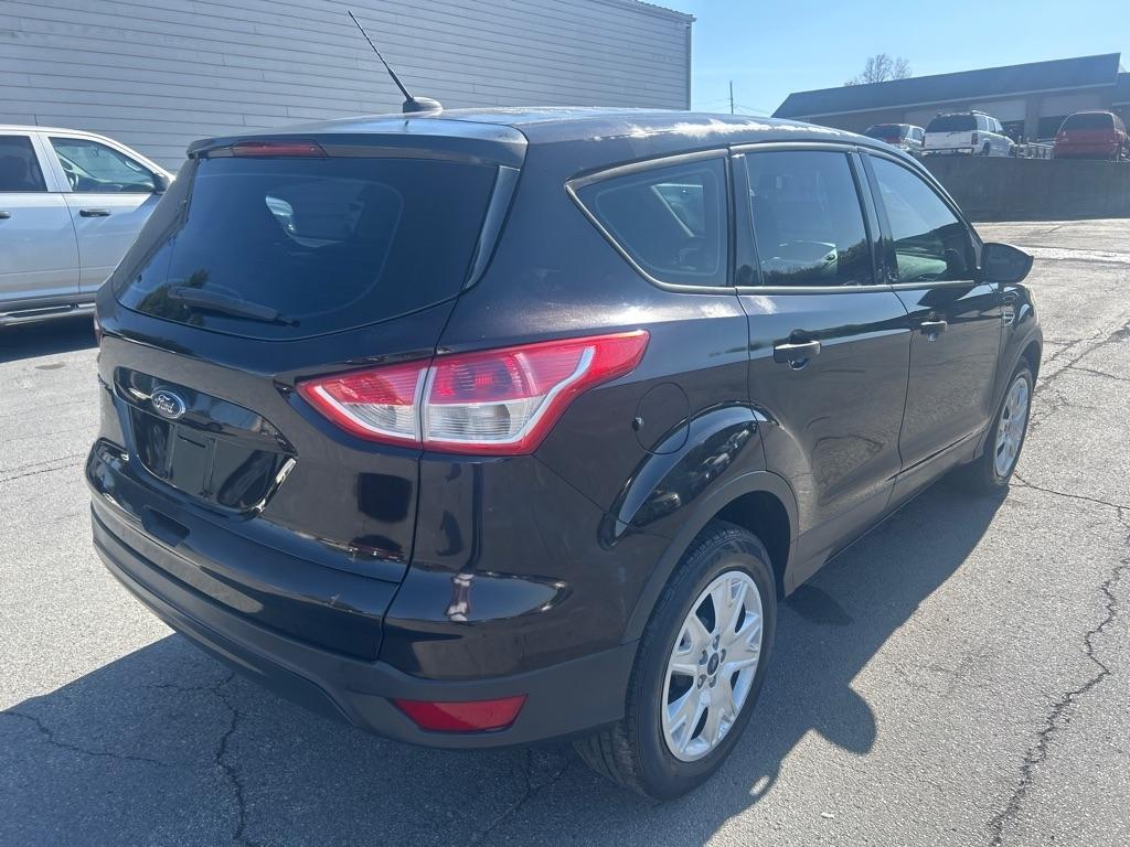Ford Escape S FWD 2013