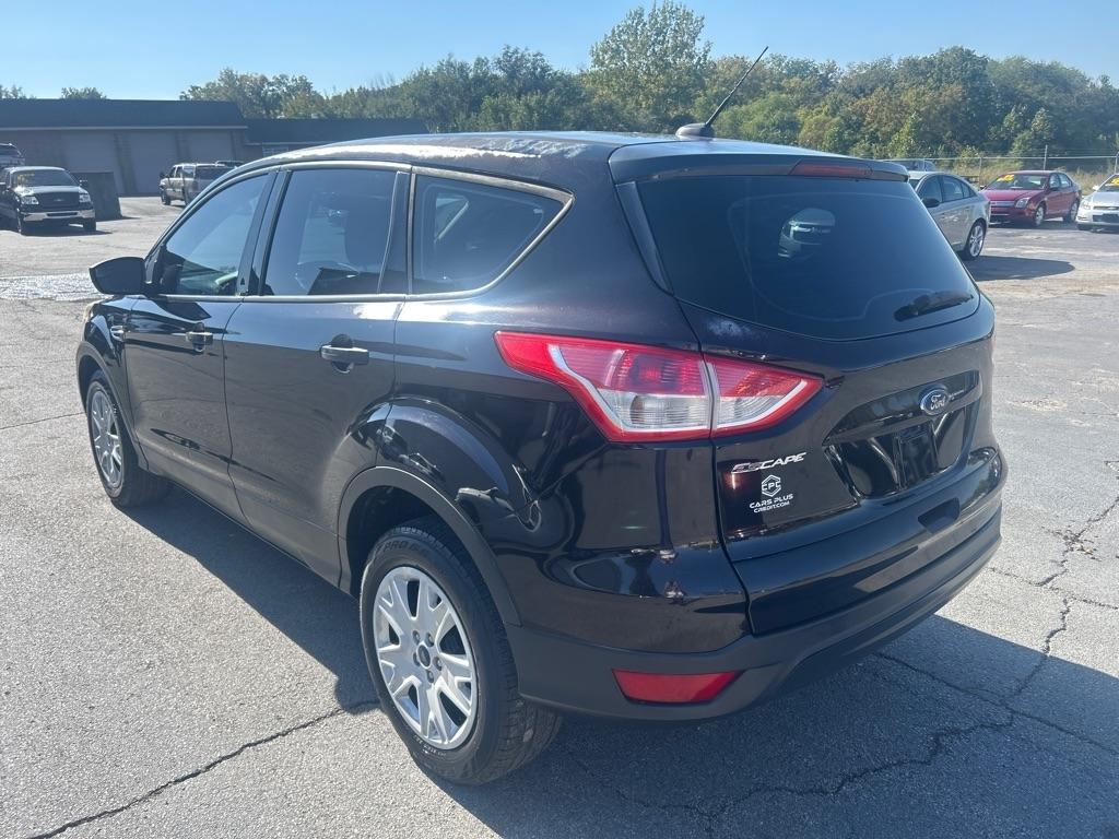 Ford Escape S FWD 2013