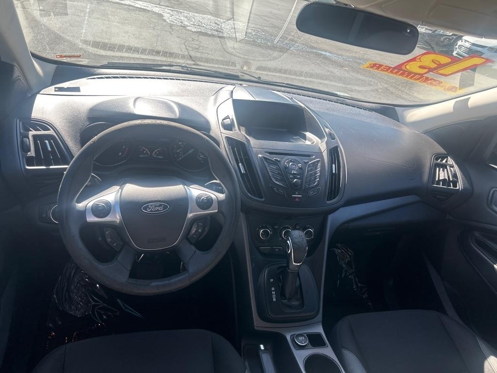 Ford Escape S FWD 2013