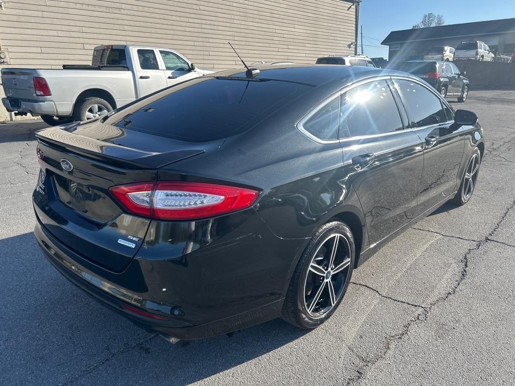 Ford Fusion SE 2013