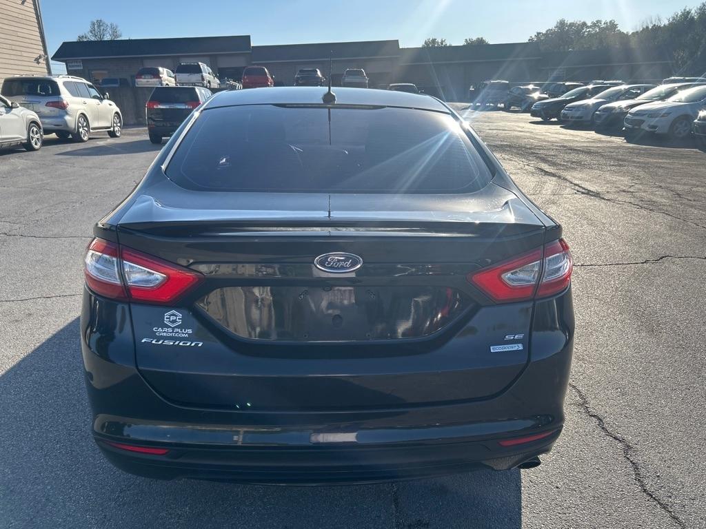 Ford Fusion SE 2013