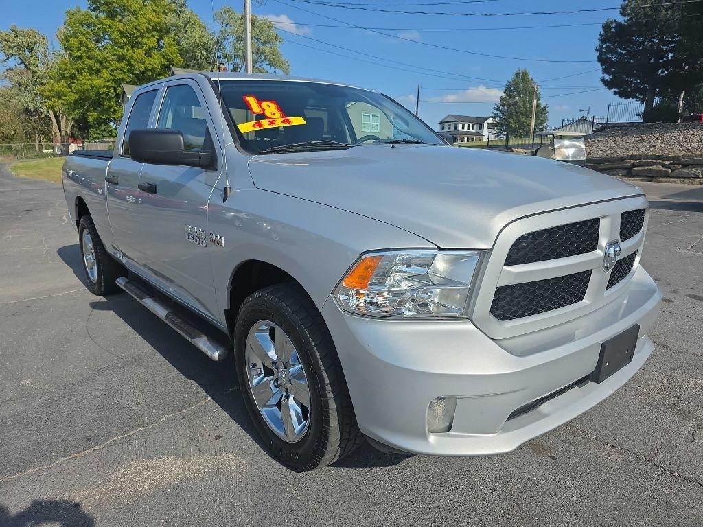 RAM 1500 Tradesman Quad Cab 4WD 2018