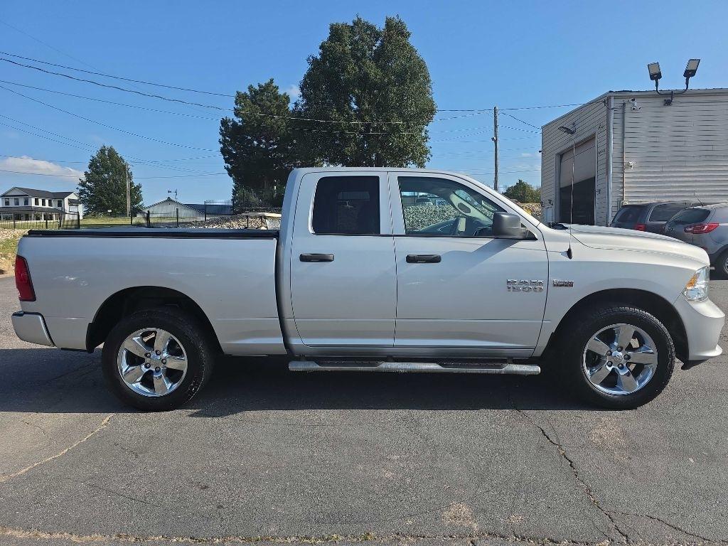 RAM 1500 Tradesman Quad Cab 4WD 2018