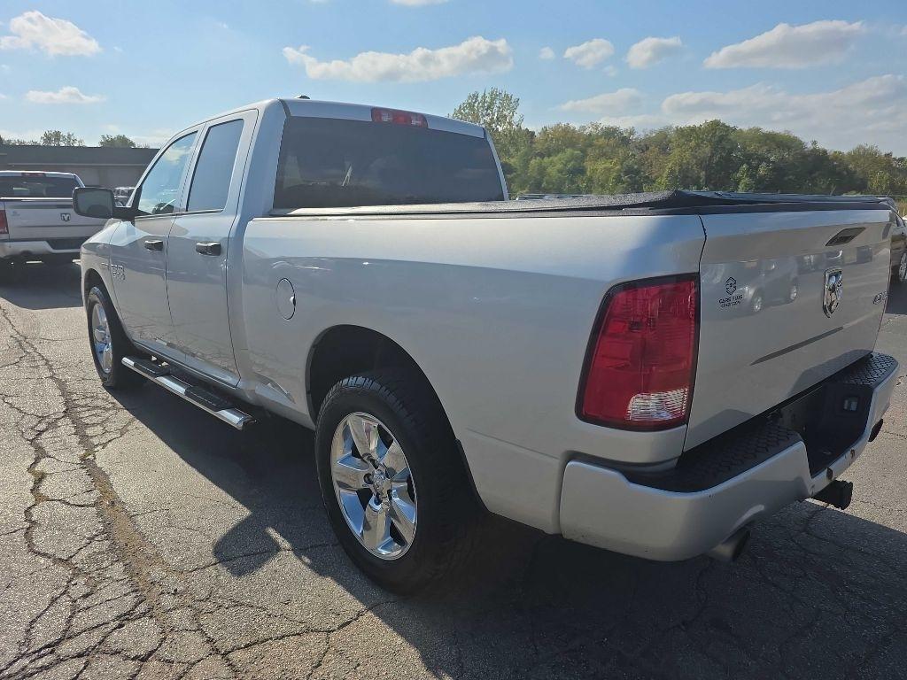 RAM 1500 Tradesman Quad Cab 4WD 2018