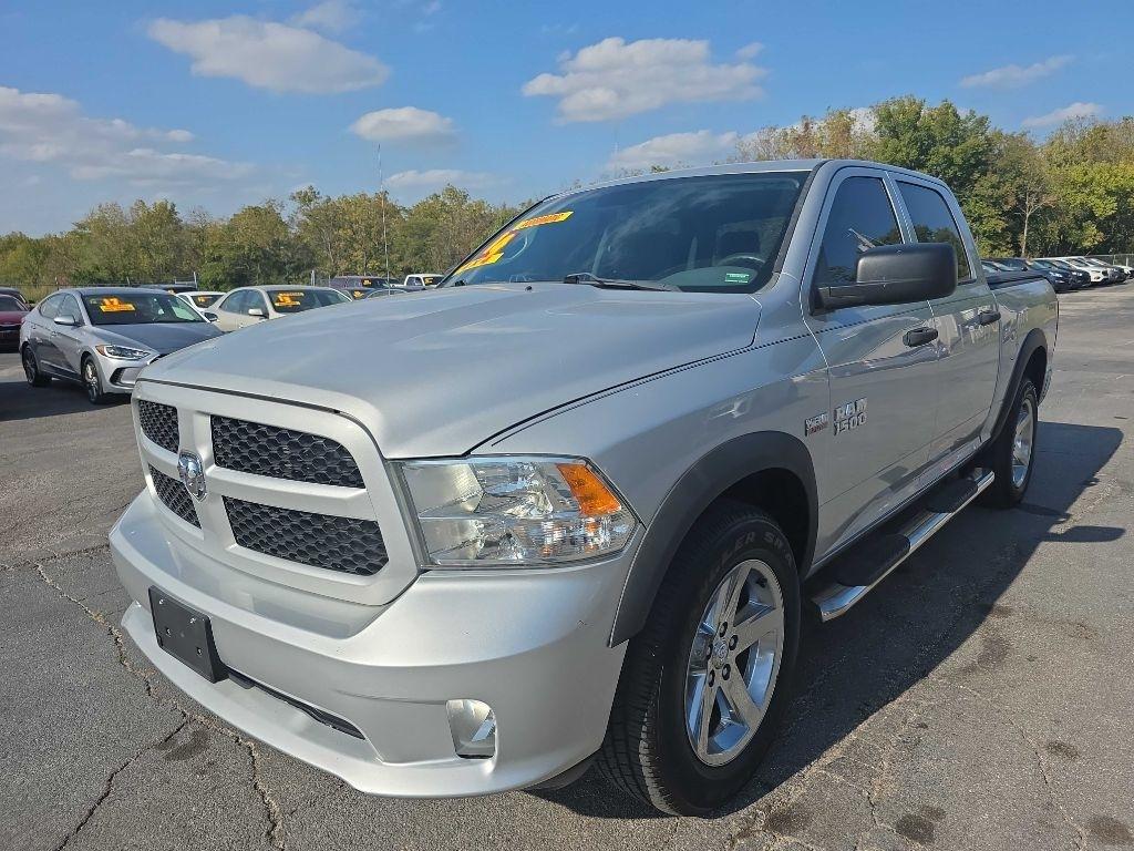 RAM 1500 Tradesman Crew Cab SWB 4WD 2014