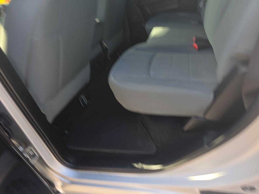 RAM 1500 Tradesman Crew Cab SWB 4WD 2014