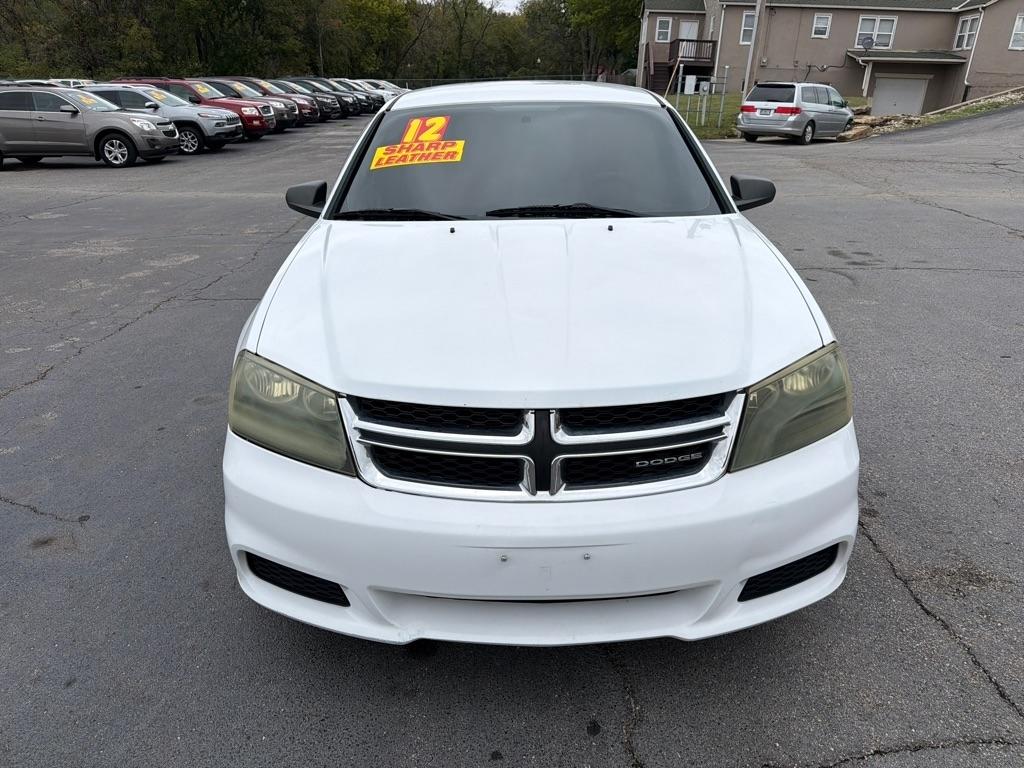 Dodge Avenger Base 2012