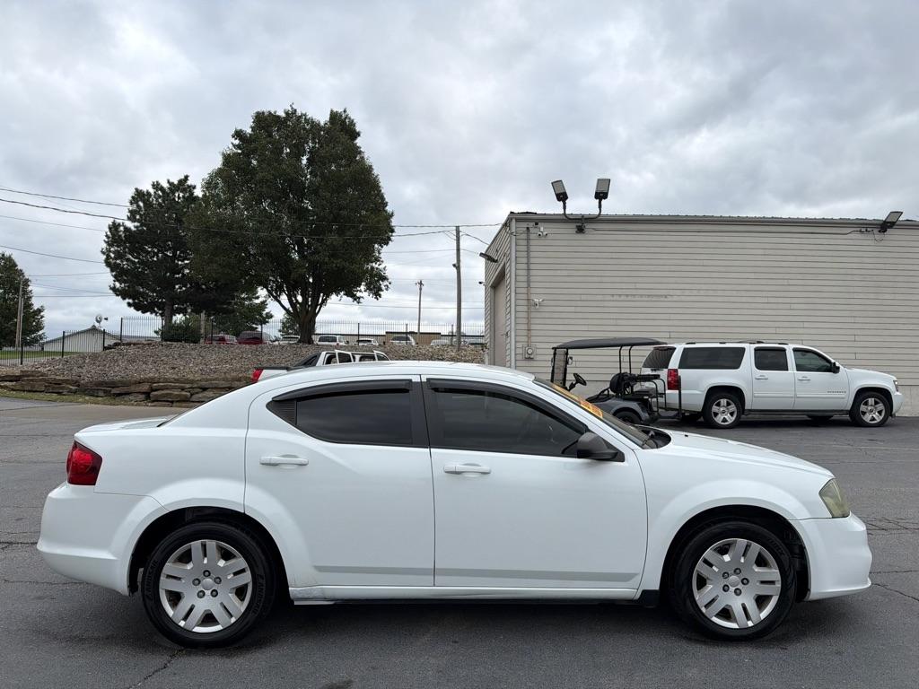 Dodge Avenger Base 2012
