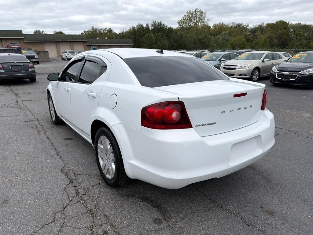 Dodge Avenger Base 2012
