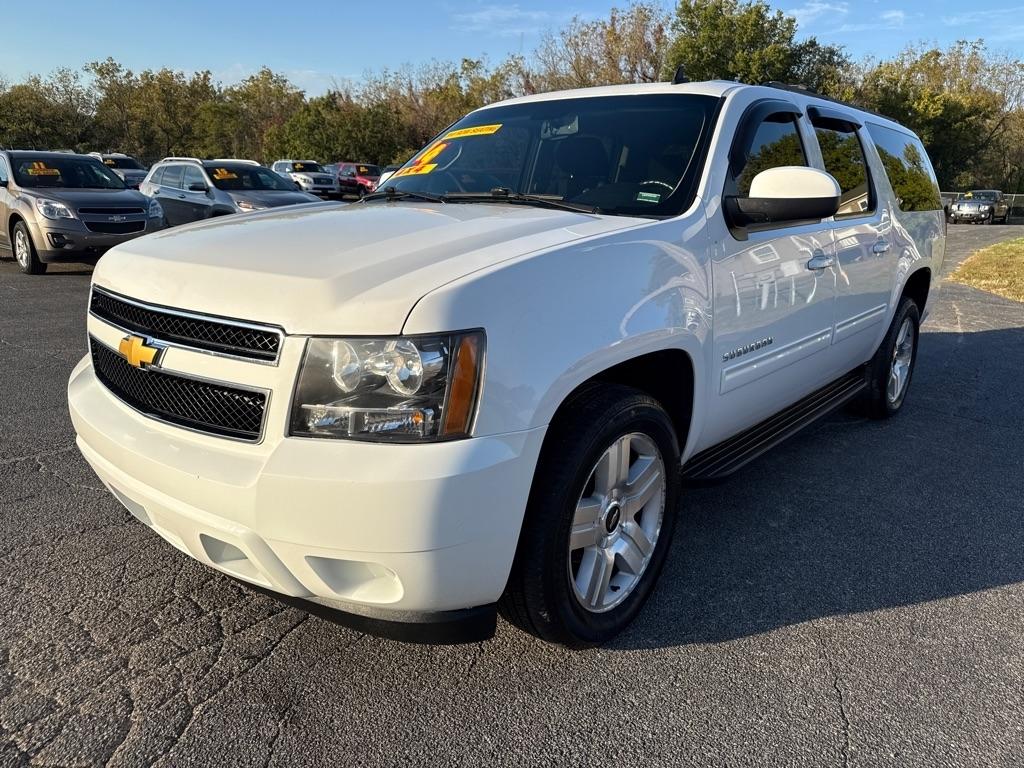 Chevrolet Suburban LS 1500 2WD 2014