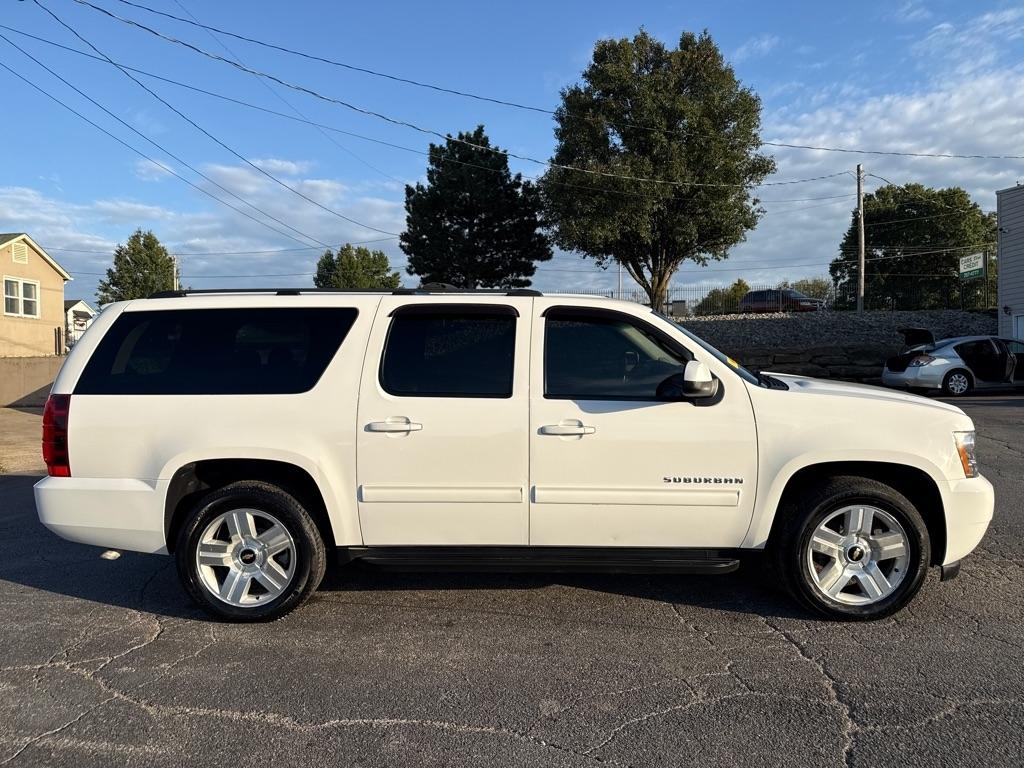 Chevrolet Suburban LS 1500 2WD 2014