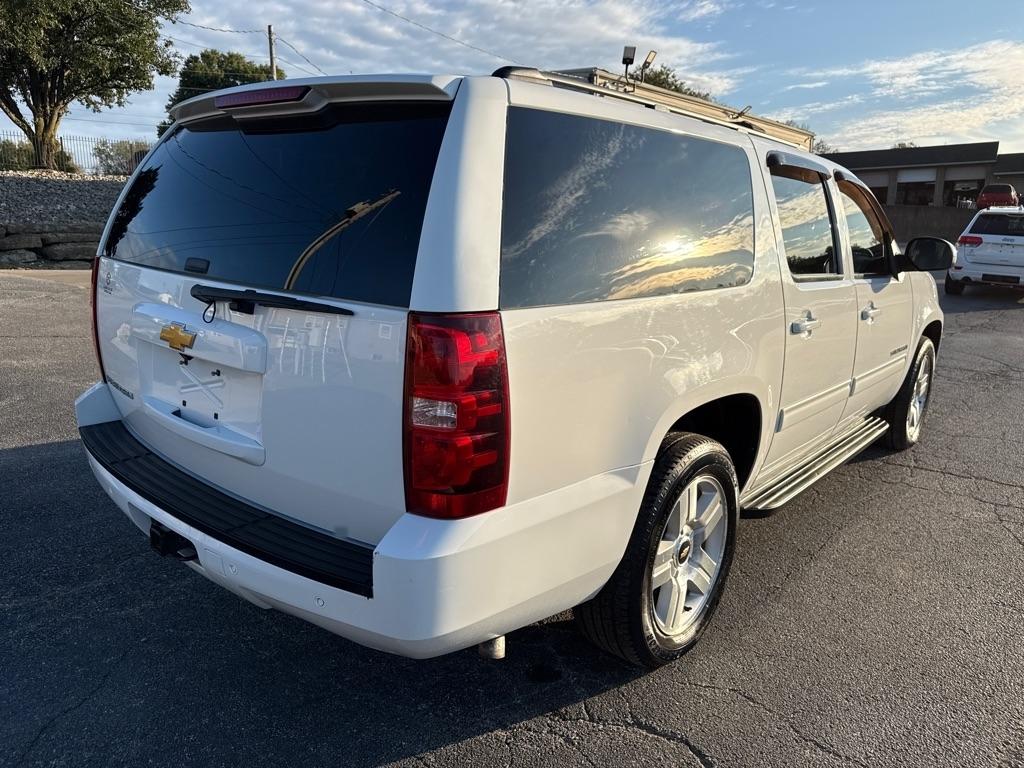Chevrolet Suburban LS 1500 2WD 2014