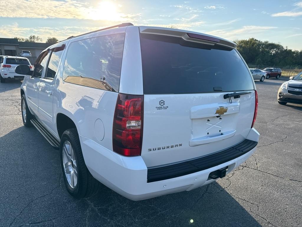 Chevrolet Suburban LS 1500 2WD 2014