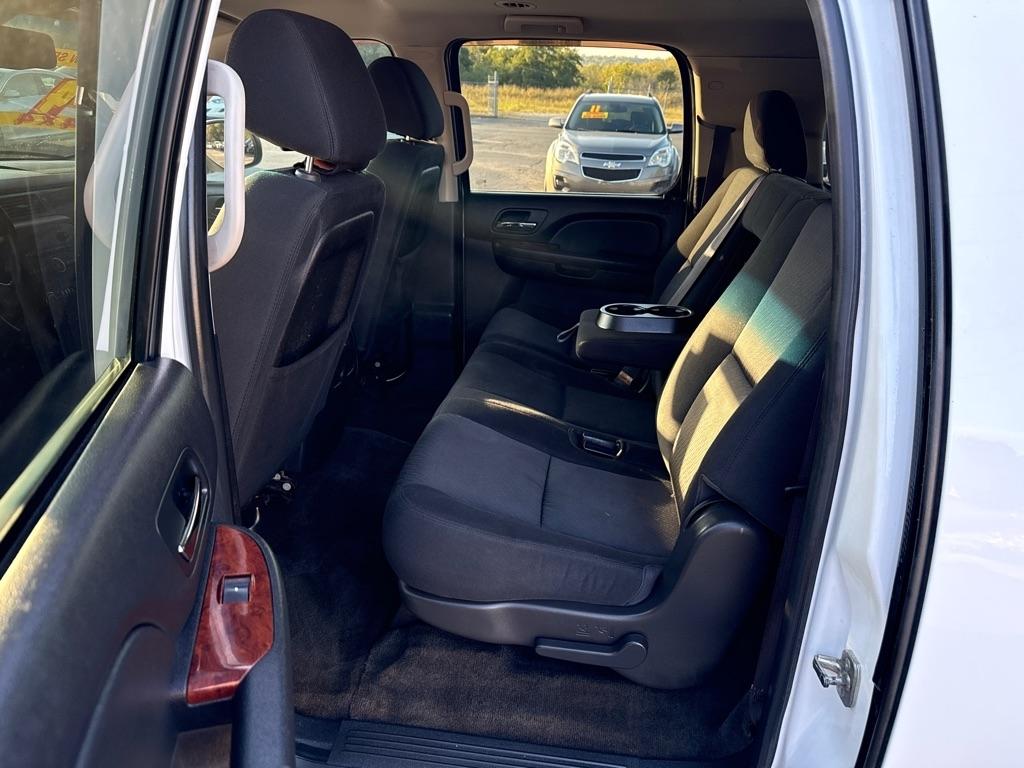 Chevrolet Suburban LS 1500 2WD 2014