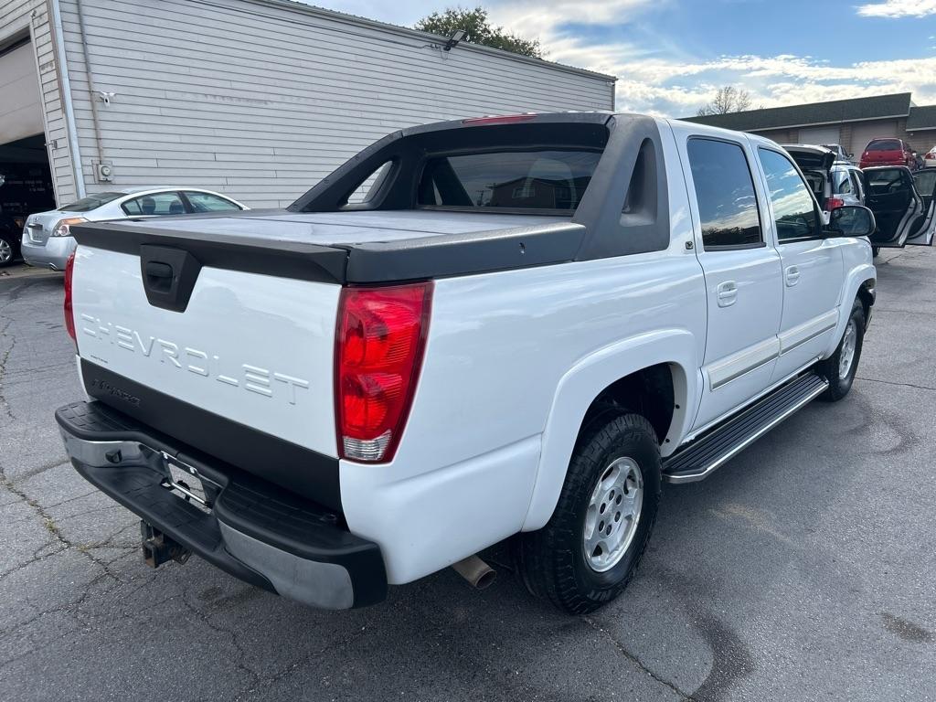 Chevrolet Avalanche 1500 2WD 2005