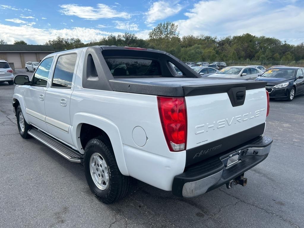 Chevrolet Avalanche 1500 2WD 2005
