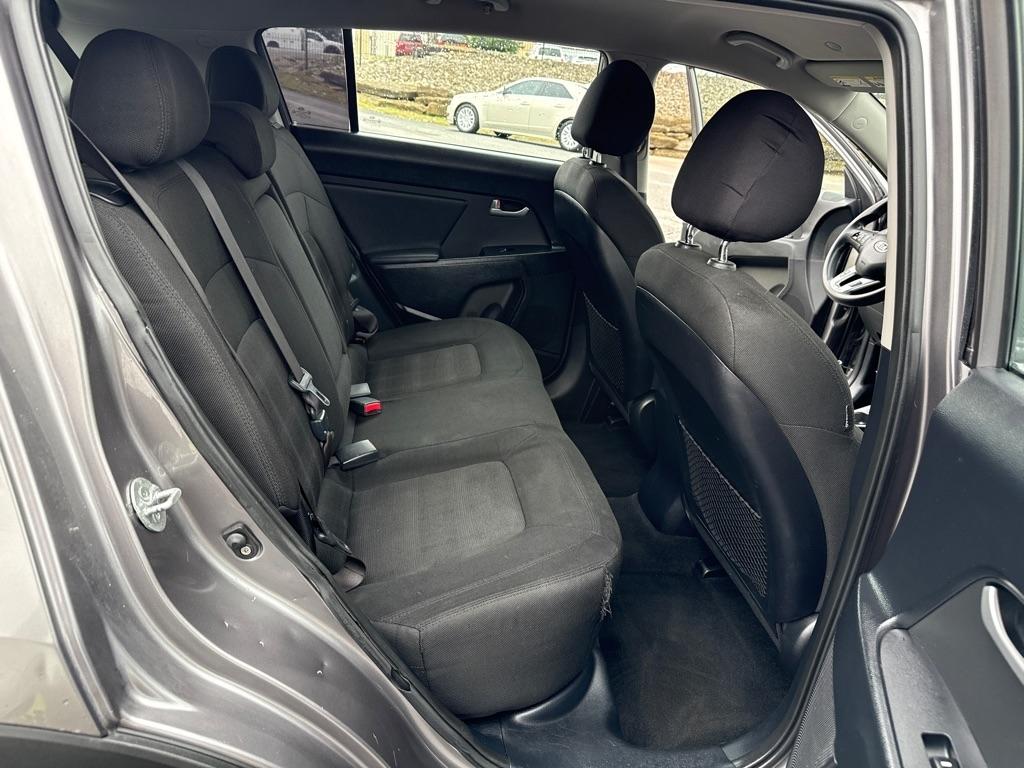 Kia Sportage LX FWD 2011