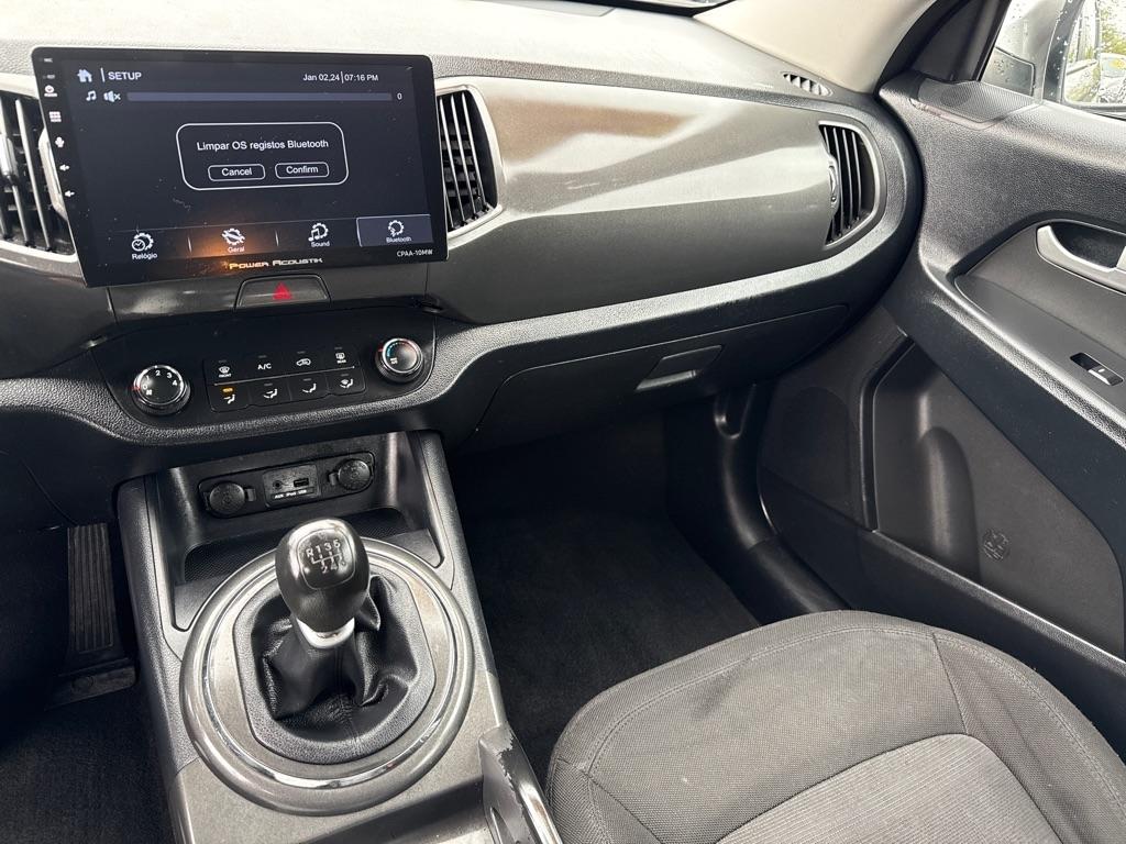 Kia Sportage LX FWD 2011